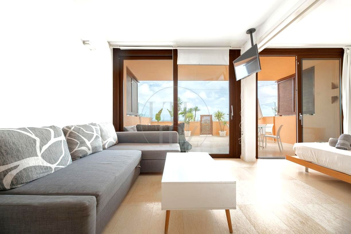 Living room of Planta baja for sale in Sant Josep de sa Talaia  with Air Conditioner, Heating and Terrace