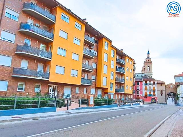 Dúplex en Venta en Ronda Campieles, 4 en Plaza de Toros - Barón de Warsage