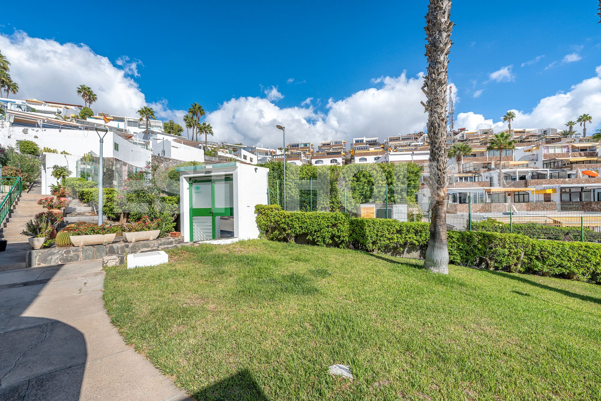 Vista exterior de Pis en venda en San Bartolomé de Tirajana amb Moblat