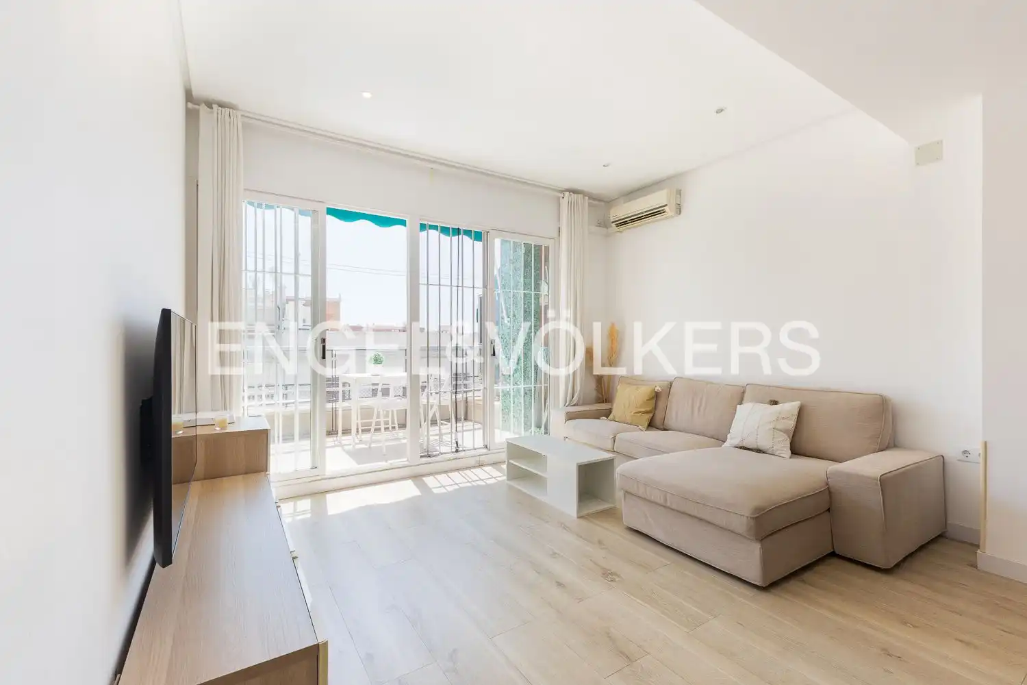 Flat for rent in Calle Albacete, Arrancapins