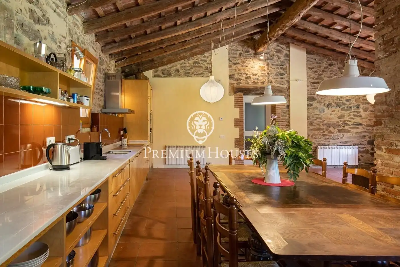 Cuina de Finca rústica en venda en Alcover amb Calefacció, Jardí privat i Terrassa