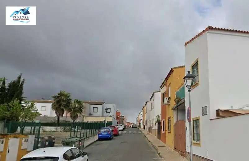Vista exterior de Casa o chalet en venta en Olivares con Jardín privado