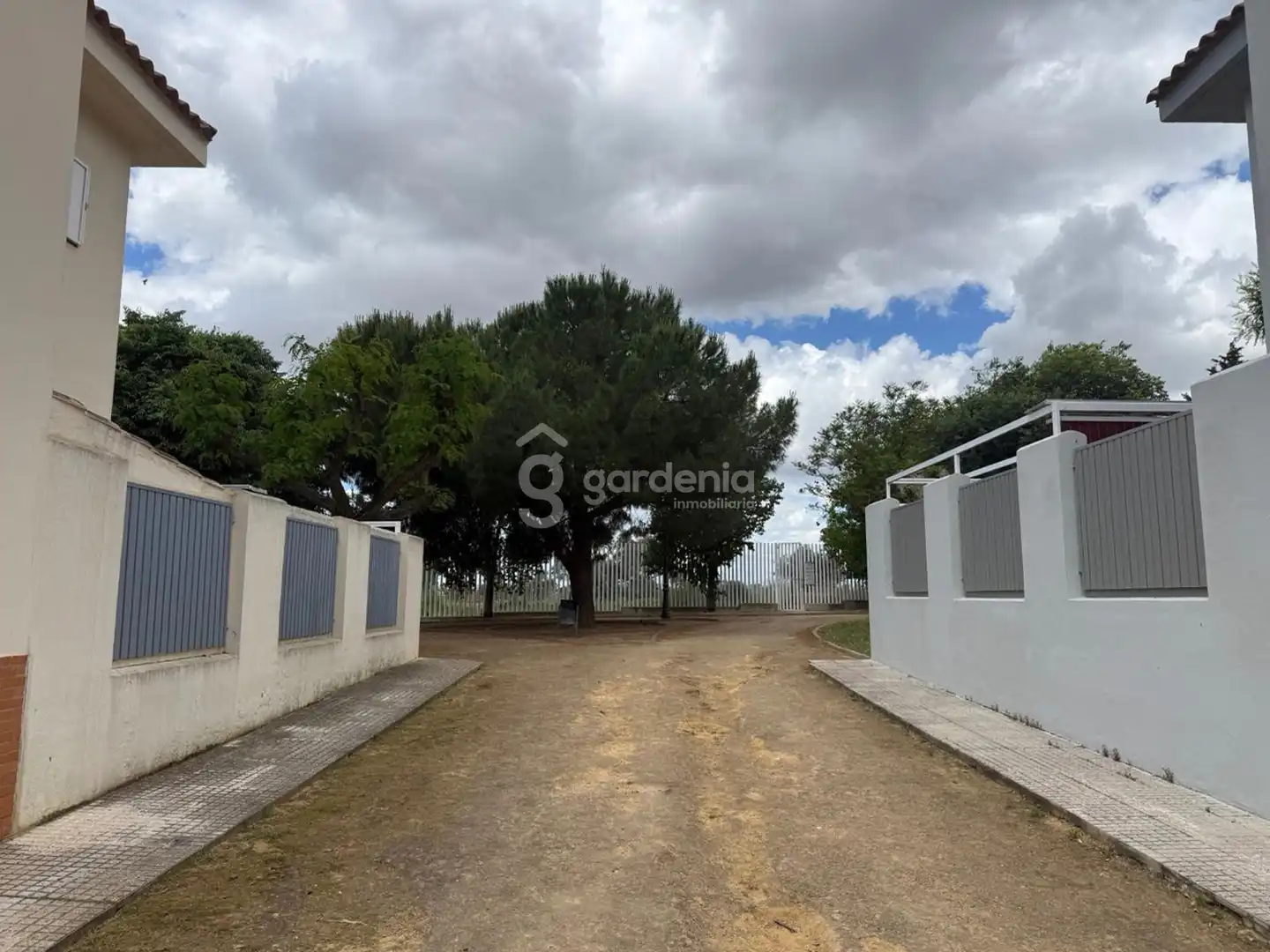Casa adosada en venta en Castilleja de la Cuesta con Aire acondicionado y Terraza