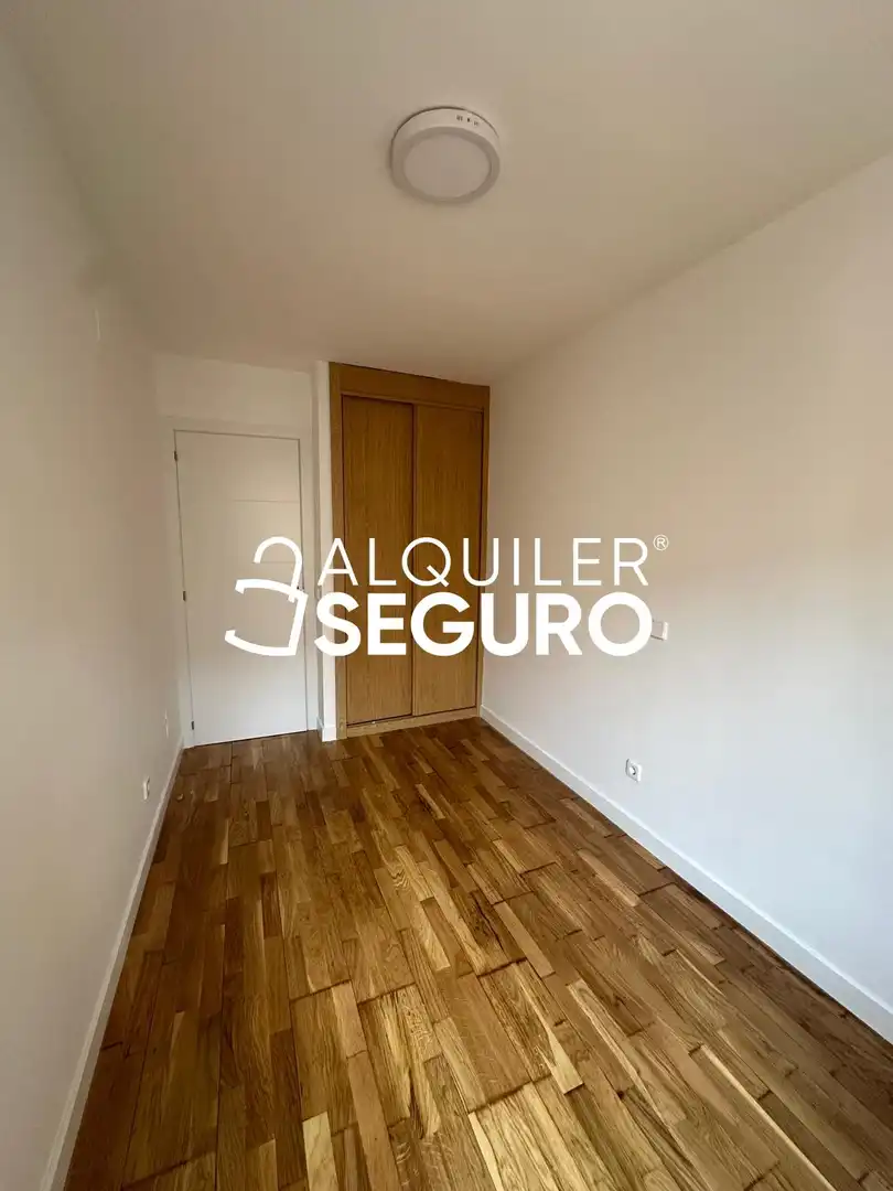 Habitación de Piso de alquiler en Navalcarnero con Calefacción, Trastero y Piscina