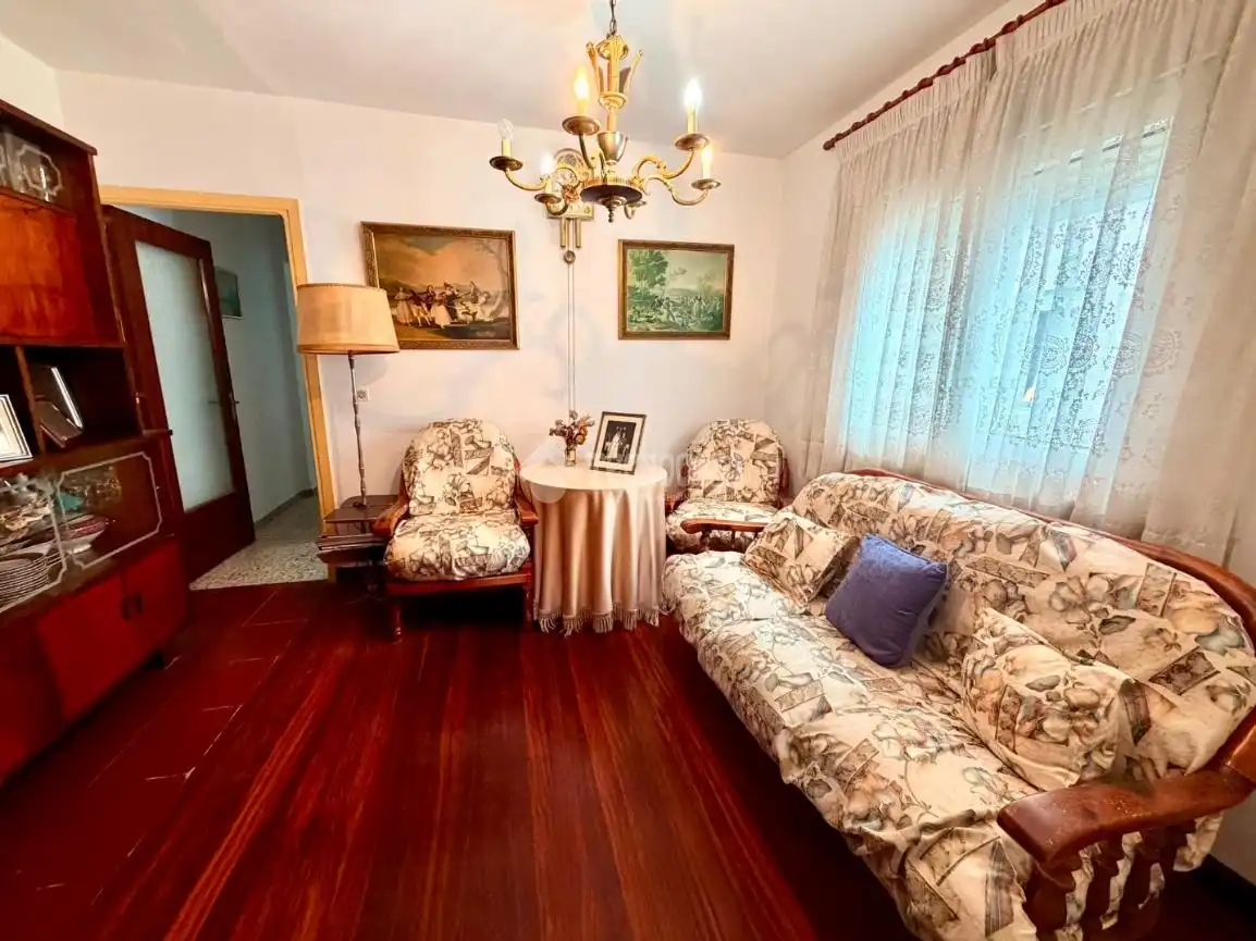 Sala de estar de Piso en venta en Santander con Calefacción y Parquet