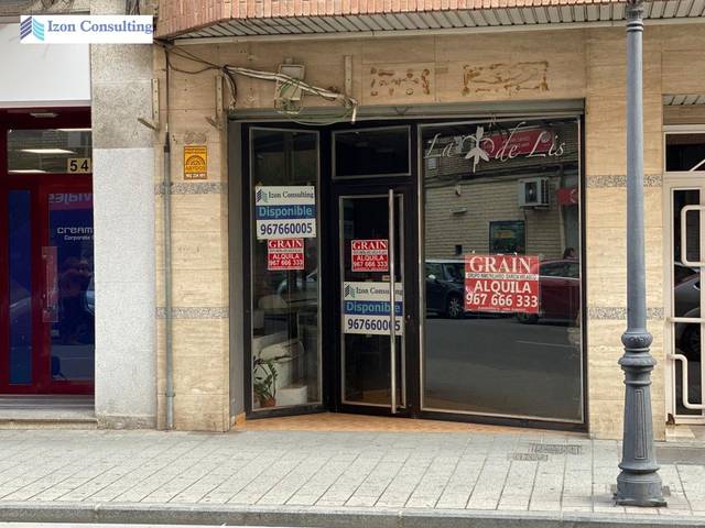 Local comercial en Alquiler en Centro