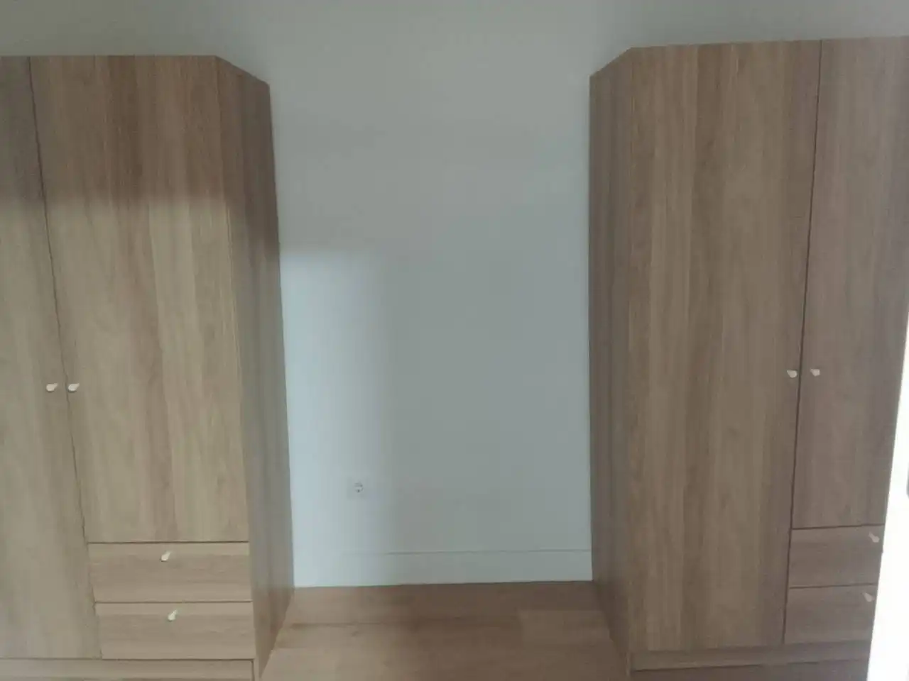 Habitación de Piso de alquiler en León Capital  con Calefacción y Balcón