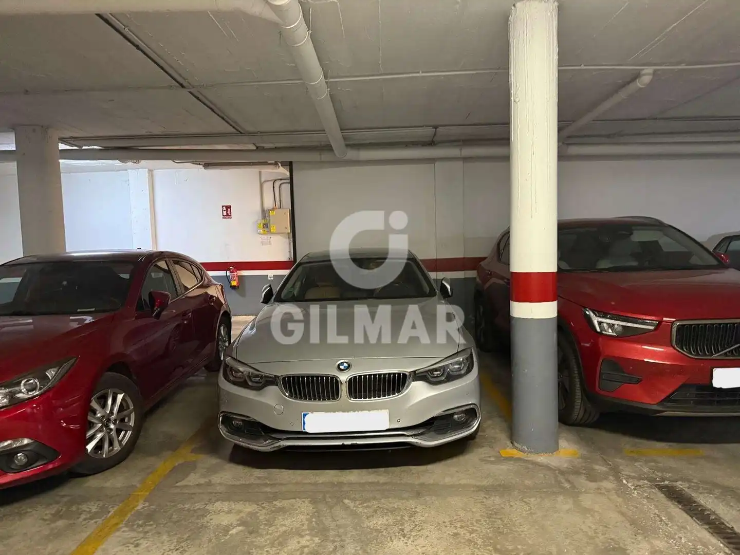 Parking of Flat for rent in Sevilla  with Air Conditioner, Heating and Terrace