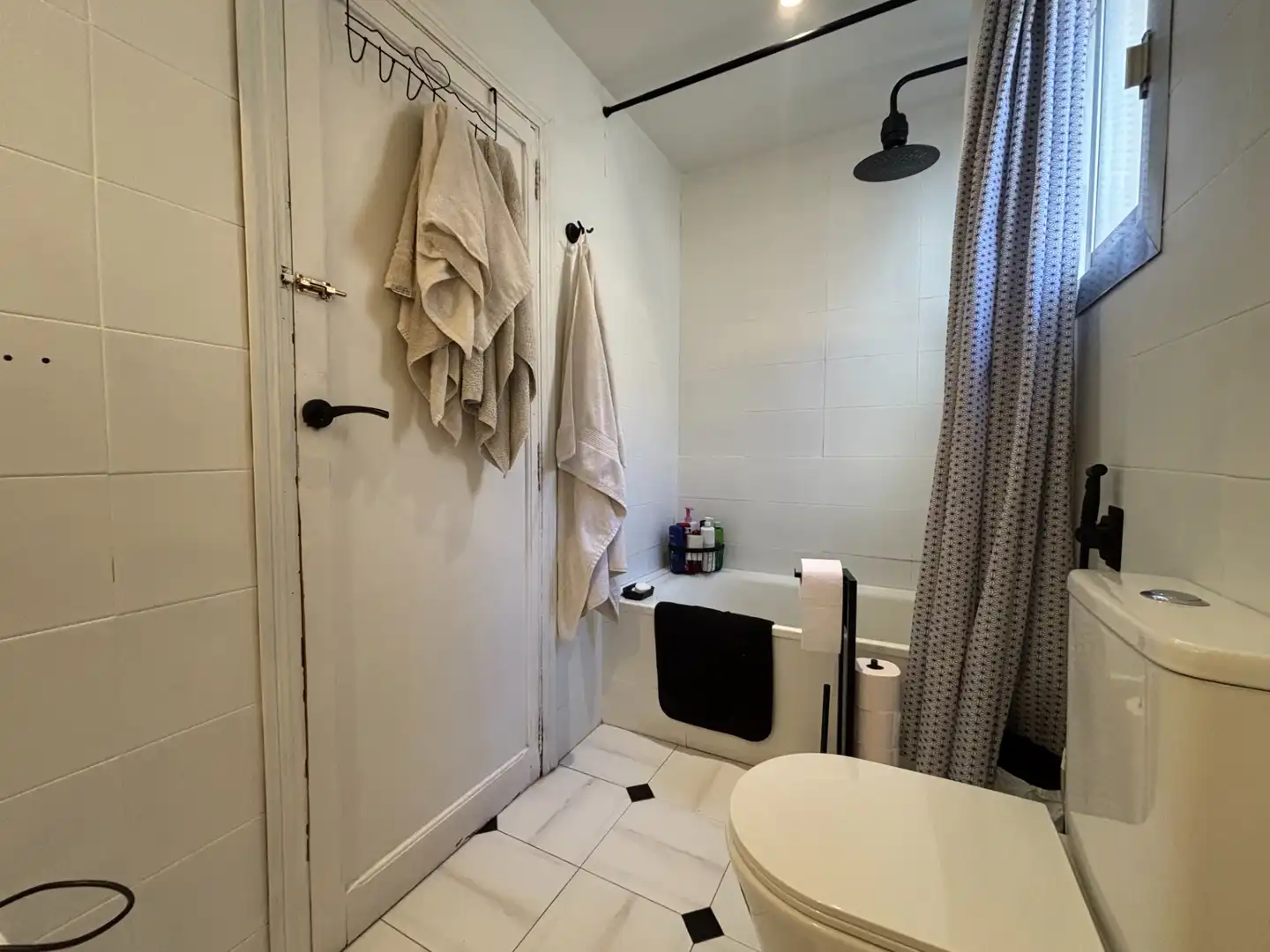 Baño de Piso en venta en Castellón de la Plana / Castelló de la Plana con Trastero, Amueblado y Horno
