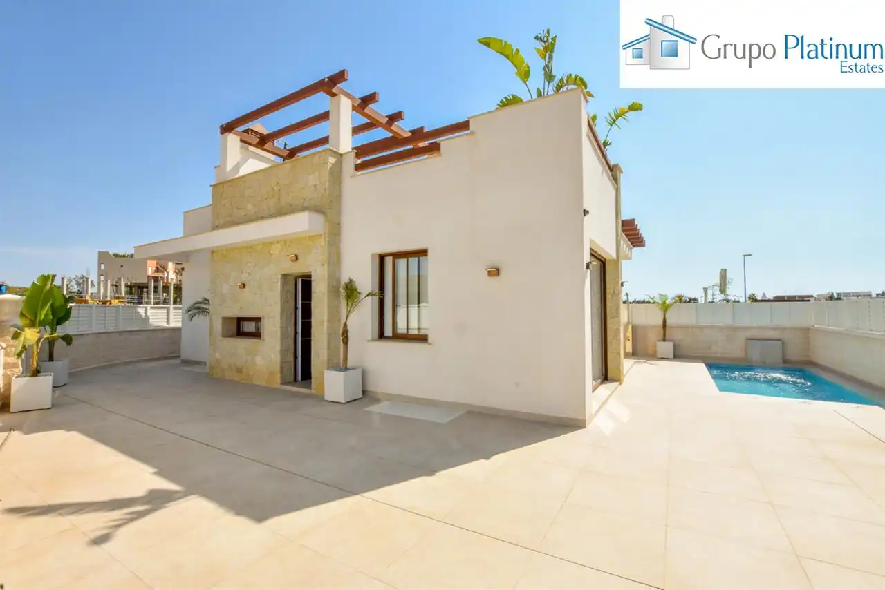 Detached house with pool for sale in Cala Marqués, imagen 4
