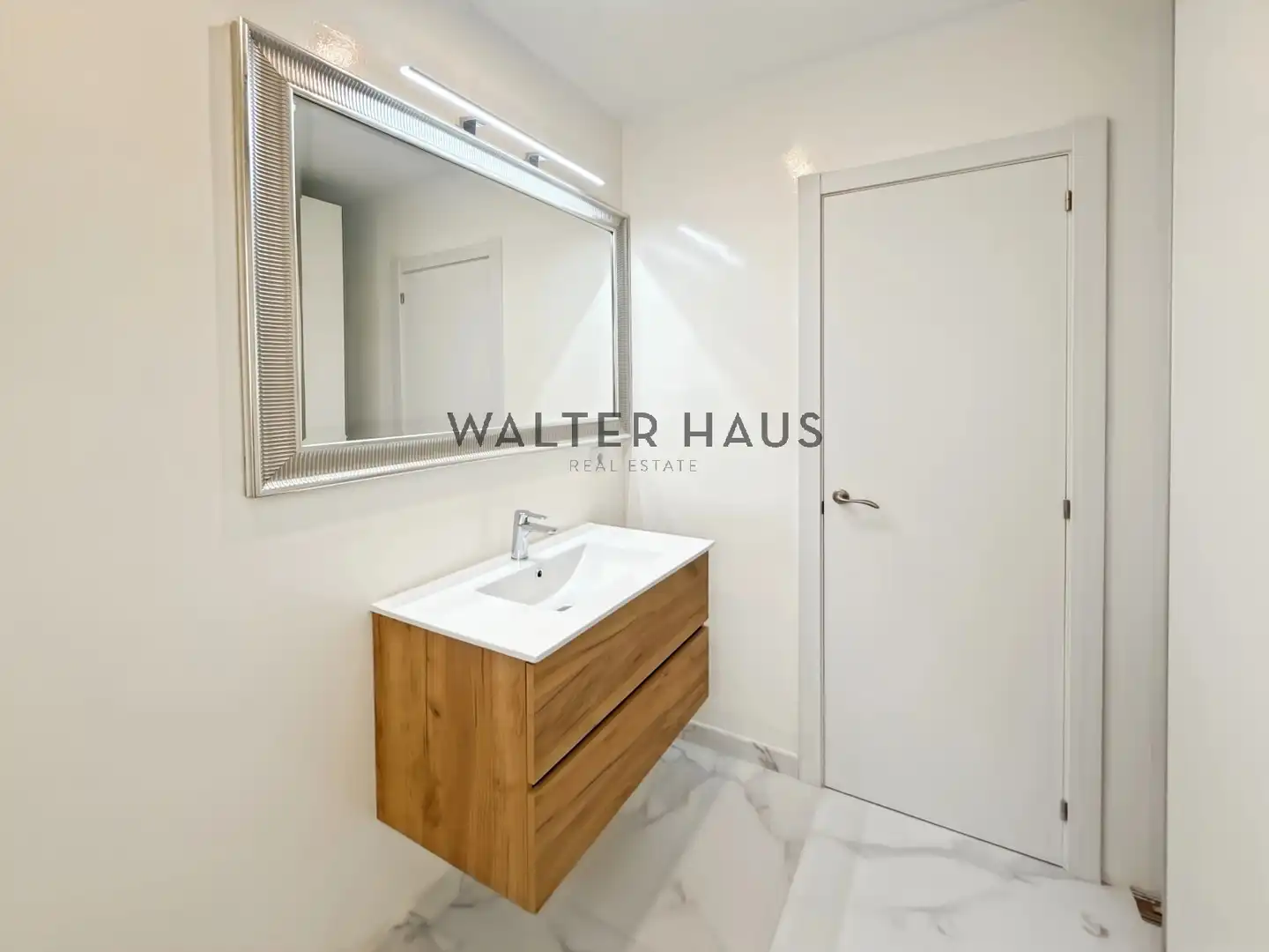 Baño de Dúplex en venta en Barcelona con Aire acondicionado y Amueblado