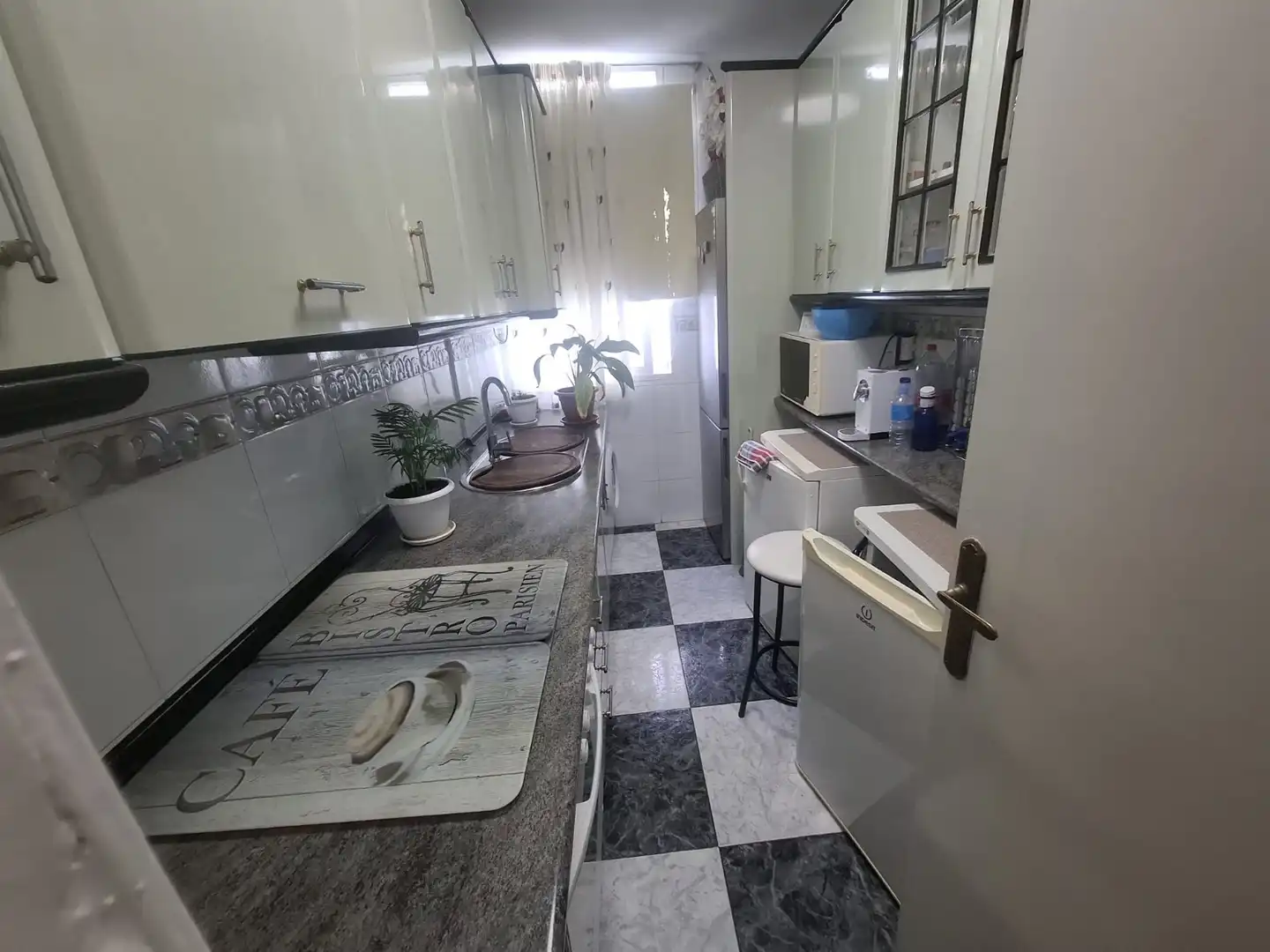 Küche von Wohnung zum Verkauf in Fuengirola mit Klimaanlage, Terrasse und Möbliert