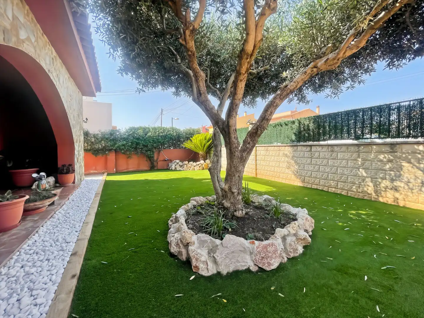 Garden of Houses for sale in Llers  with Heating, Terrace and Storage room