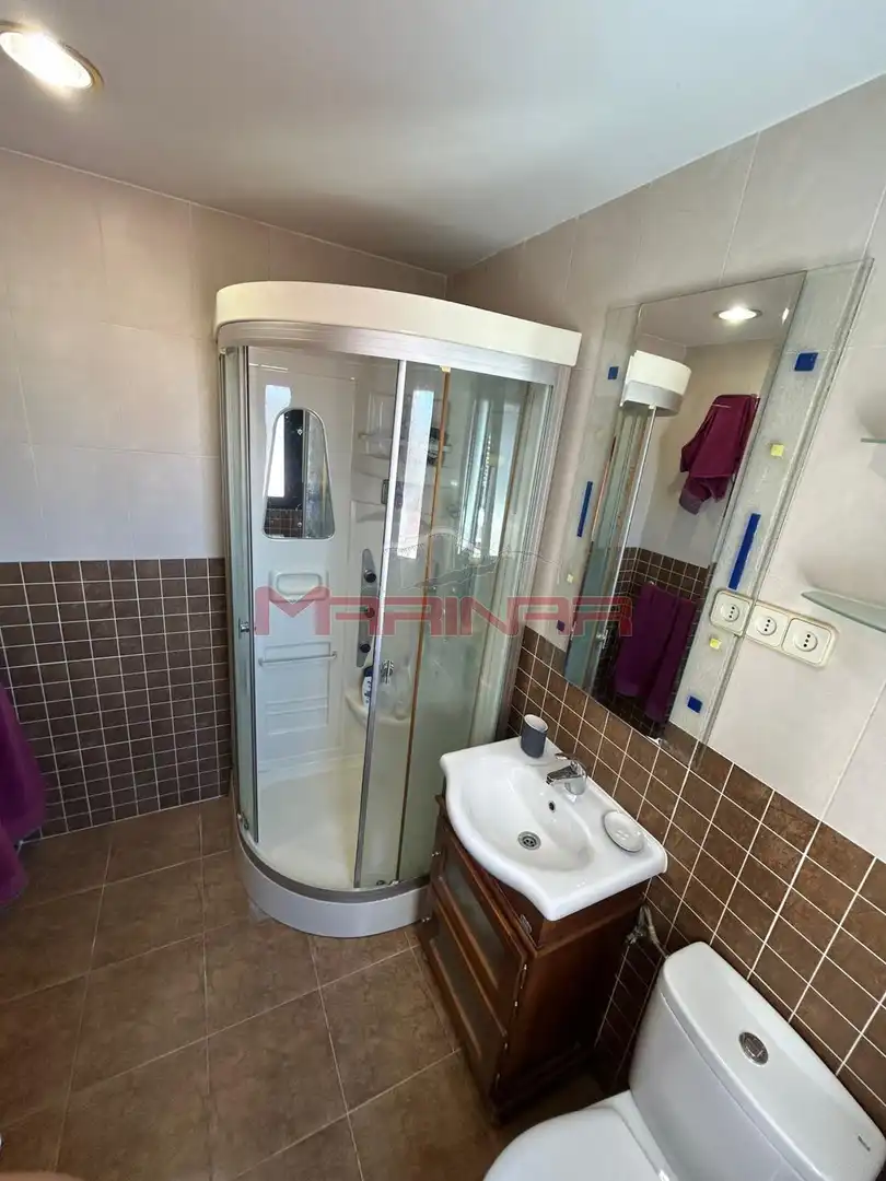 Bathroom of Duplexes for sale in Borox  with Air Conditioner and Heating