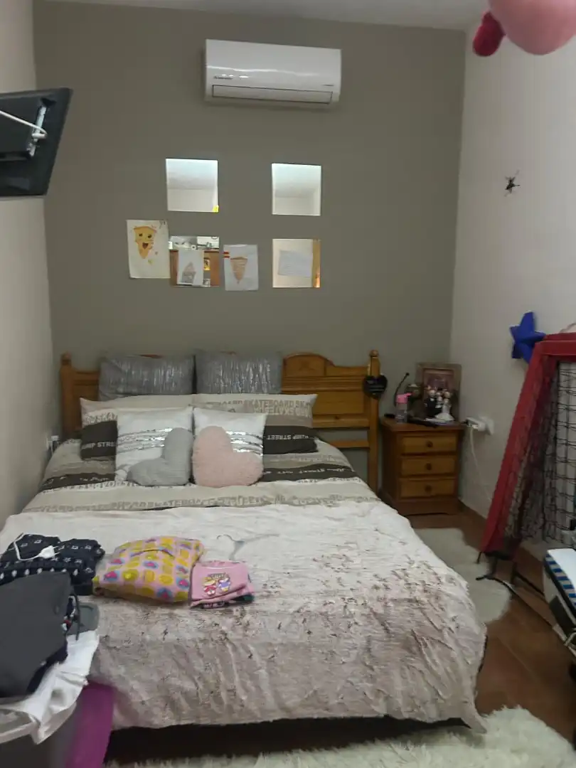 Dormitori de Casa o xalet en venda en Jaén amb Aire condicionat, Traster i Moblat