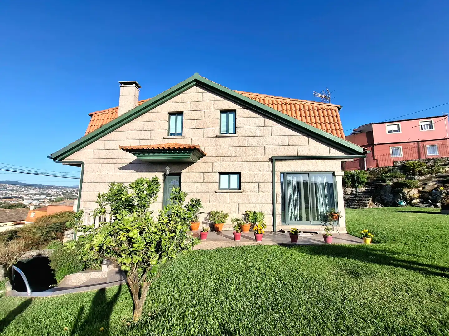 Exterior view of Houses for sale in Vigo   with Heating, Private garden and Storage room