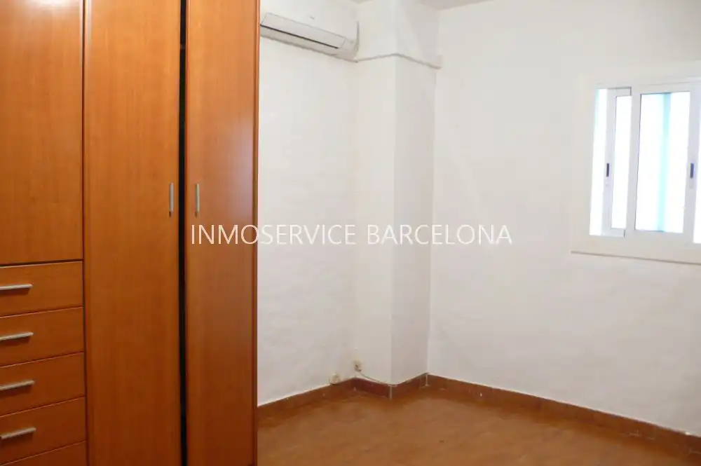 Habitación de Casa adosada en venta en Barcelona con Aire acondicionado, Calefacción y Terraza