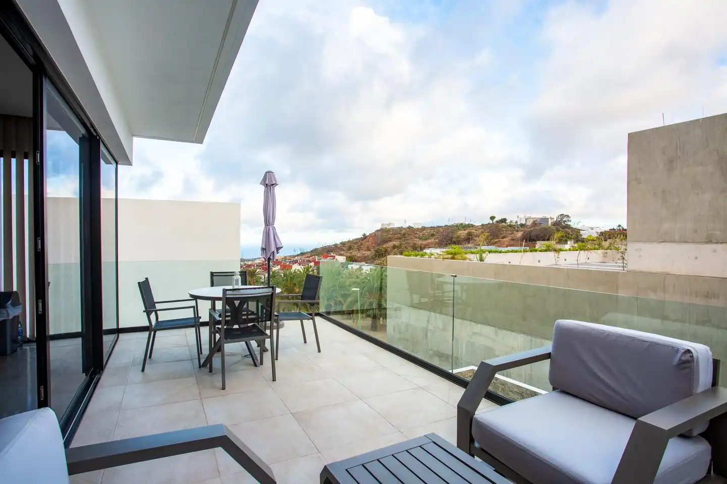 Terraza de Casa o chalet en venta en Las Palmas de Gran Canaria con Jardín privado, Terraza y Piscina