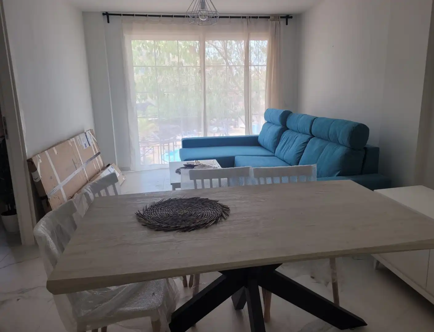 Sala de estar de Apartamento en venta en Arona con Terraza, Piscina y Amueblado