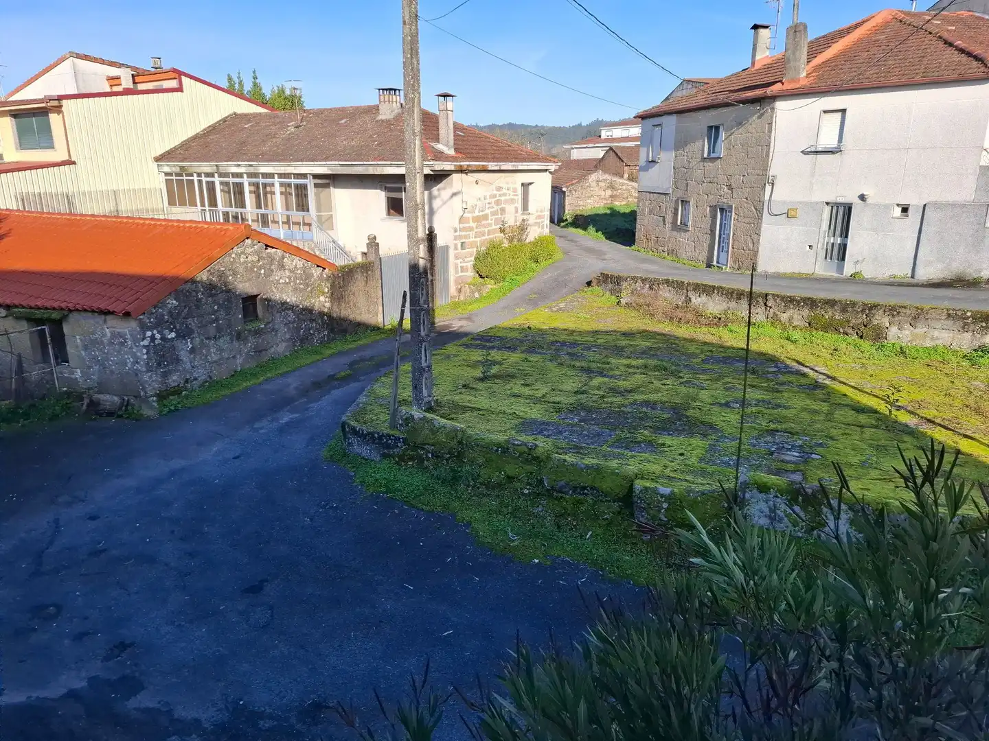 Exterior view of Detached homes for rent in O Carballiño    with Air Conditioner, Heating and Private garden