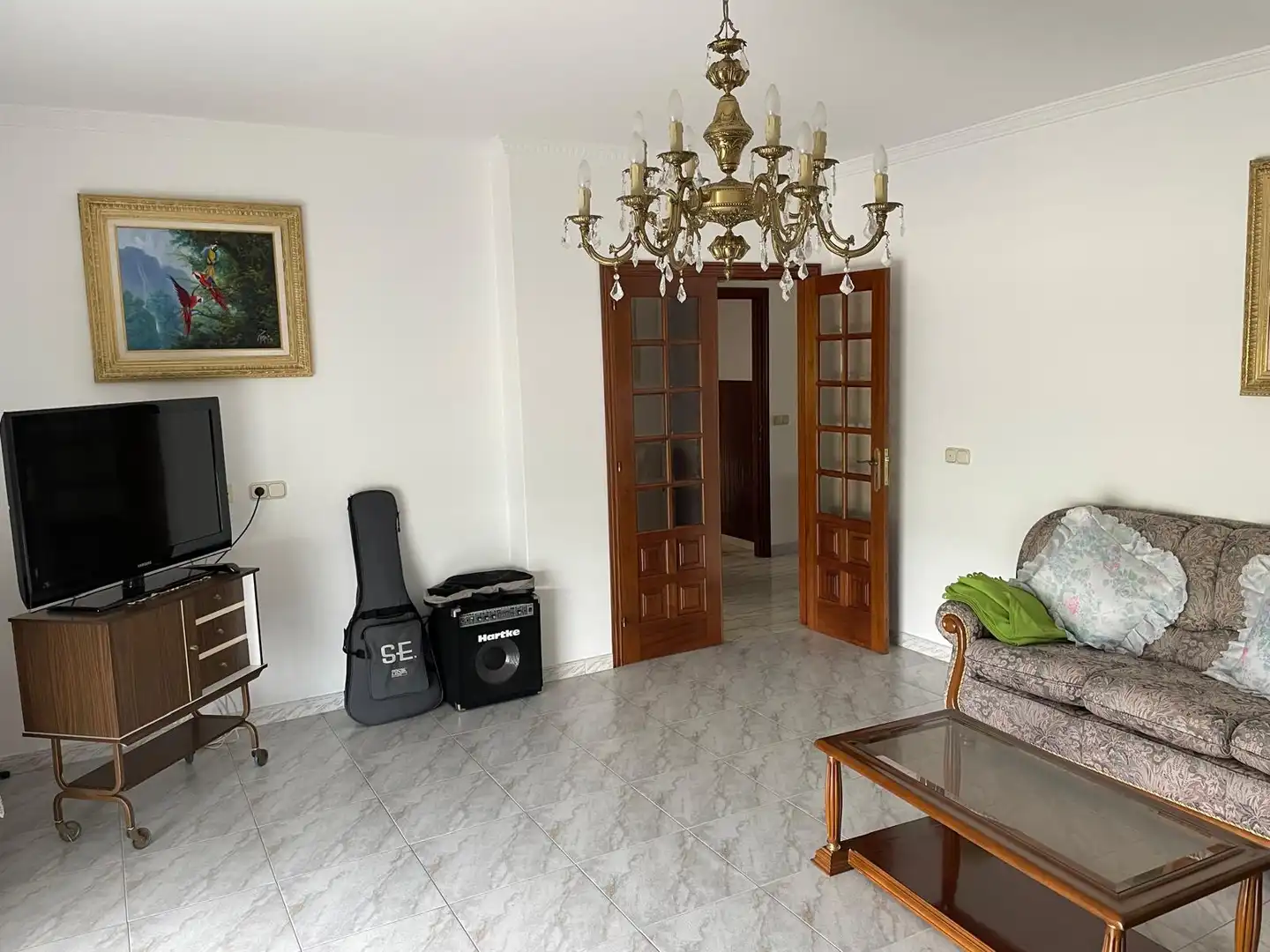 Sala de estar de Casa o chalet en venta en Meis con Calefacción, Parquet y Terraza