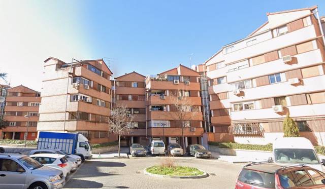Piso en Venta en san robustiano en Aluche