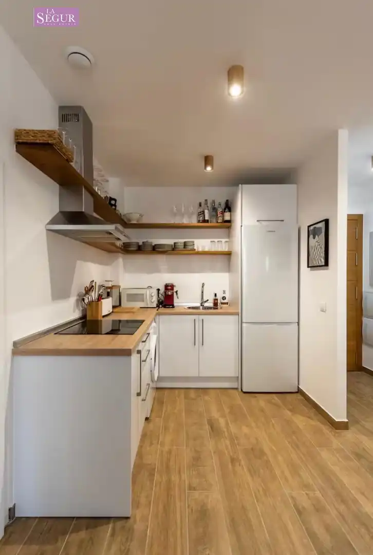 Kitchen of Ground floor for sale in Conil de la Frontera  with Terrace, Furnished and Community pool