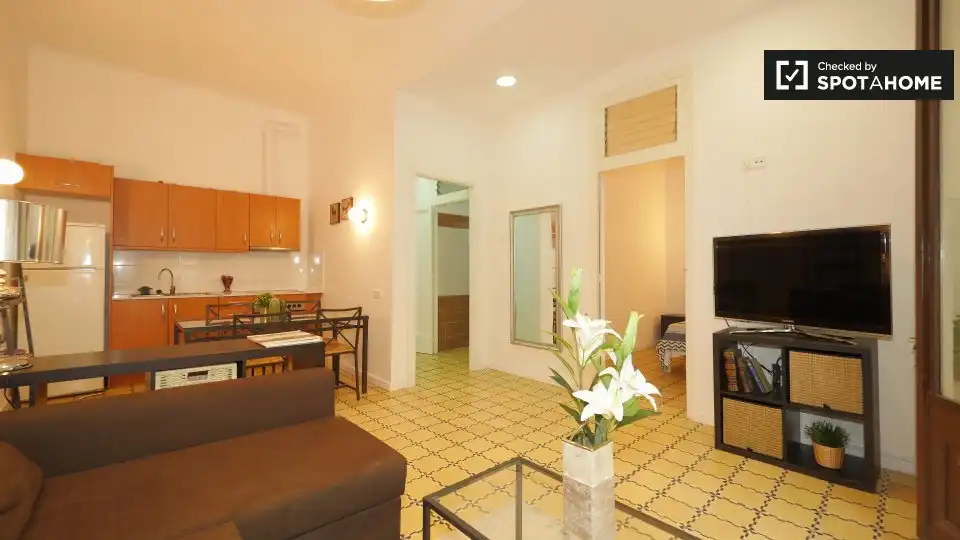 Flat for rent in El Raval