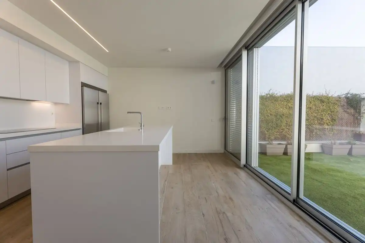 Terraced house with terrace for sale in Calle del Camino Ancho, imagen 5