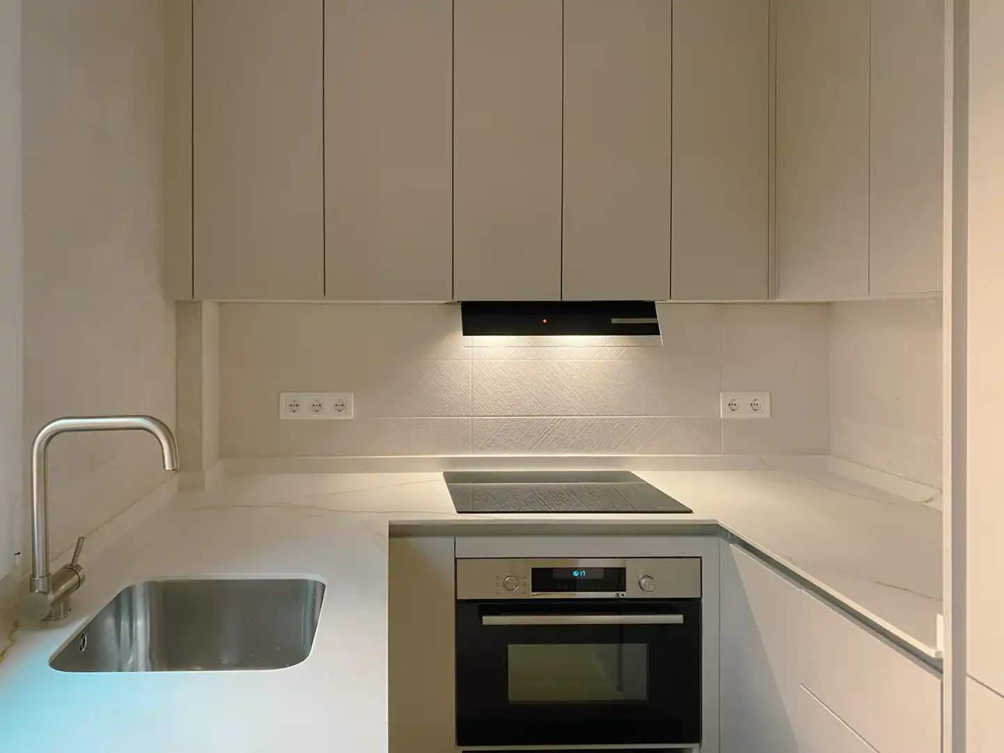 Cocina de Casa o chalet de alquiler en Islantilla con Aire acondicionado, Calefacción y Jardín privado