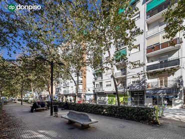 Pis amb ascensor en venda a Avenida DON BOSCO 29