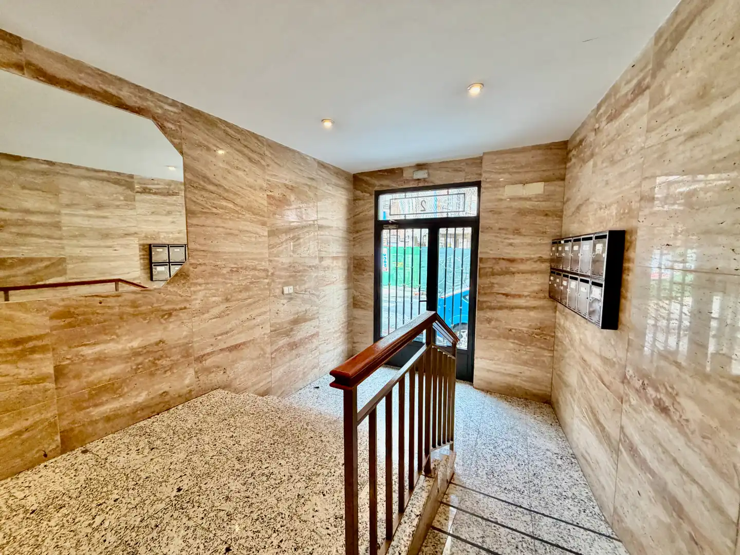 Flat for sale in Madrid  with Air Conditioner, Heating and Parquet flooring