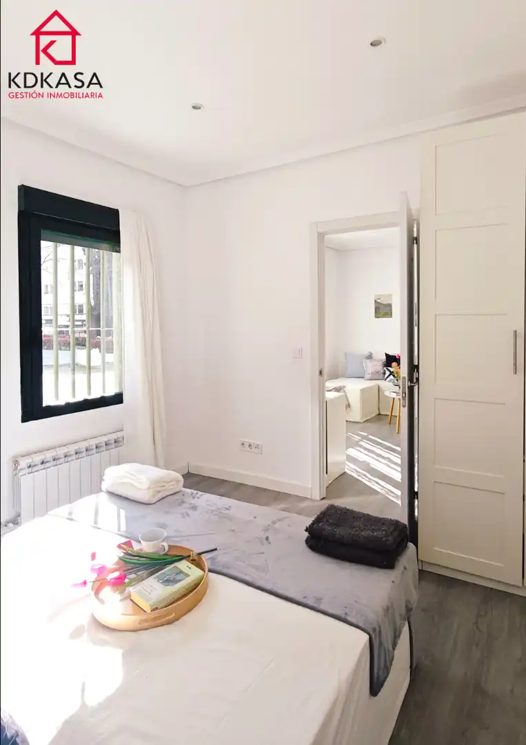 Habitación de Piso en venta en Madrid con Calefacción, Horno y Lavadora