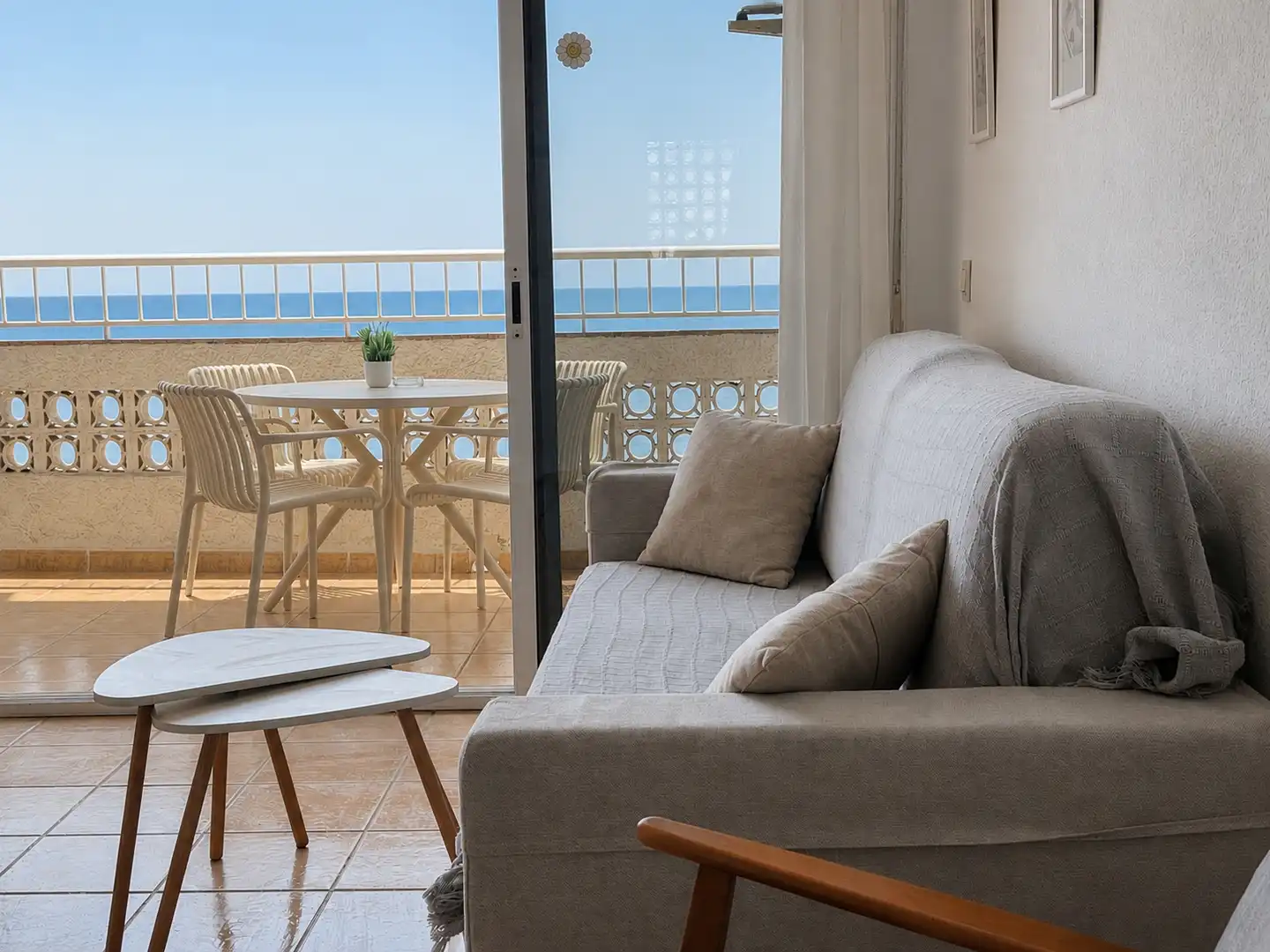 Apartamento con ascensor en alquiler en Paseo de Velilla 10