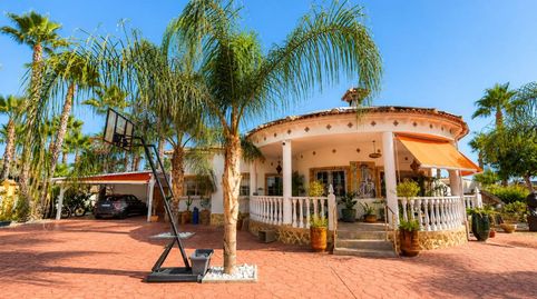 Villa de lujo con casa de invitados, piscina climatizada y autosuficiencia energÃtica en Catral, imagen 4