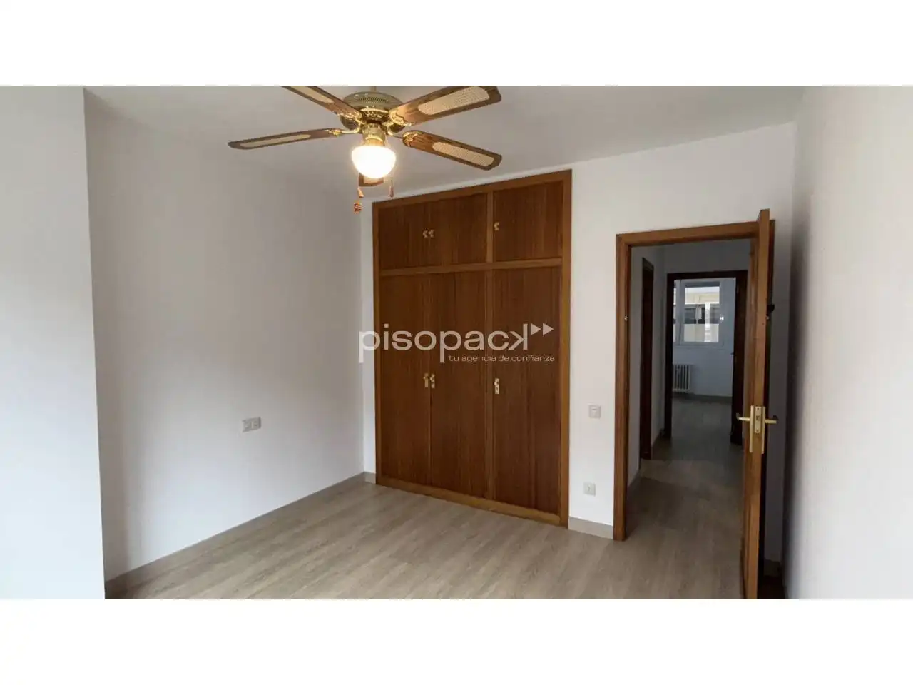 Bedroom of Flat for sale in  Pamplona / Iruña  with Heating, Parquet flooring and Terrace