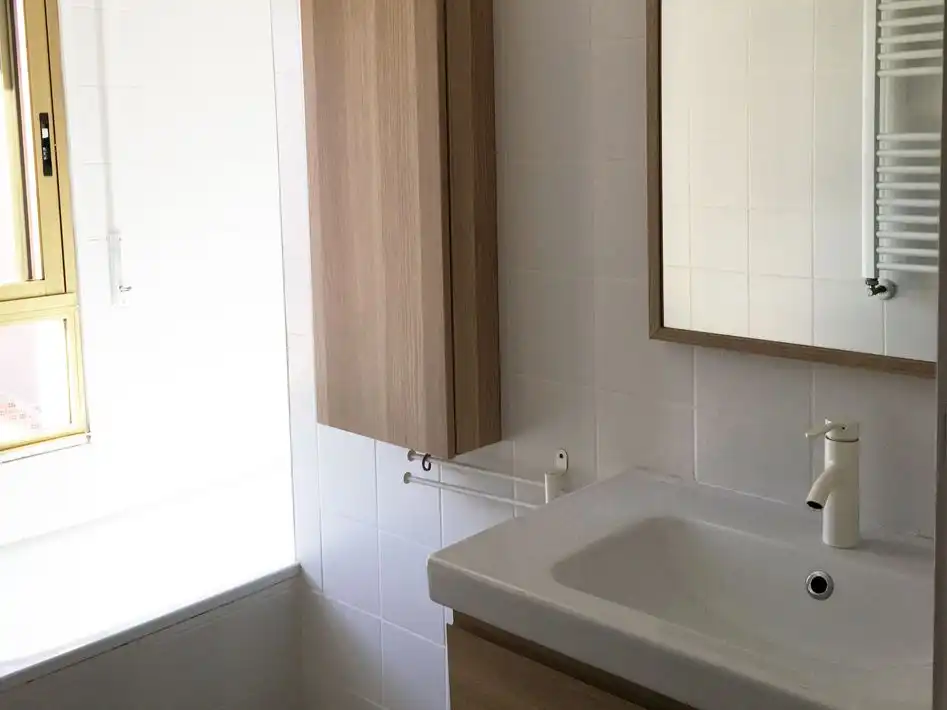 Badezimmer von Wohnung zum Verkauf in  Madrid Capital mit Klimaanlage und Terrasse