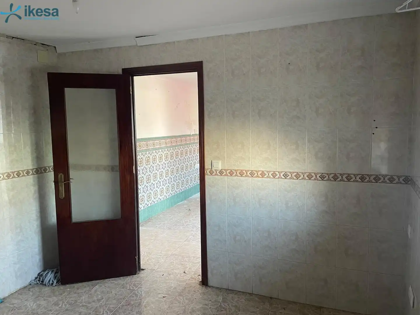 Casa adosada en venta en Constantina