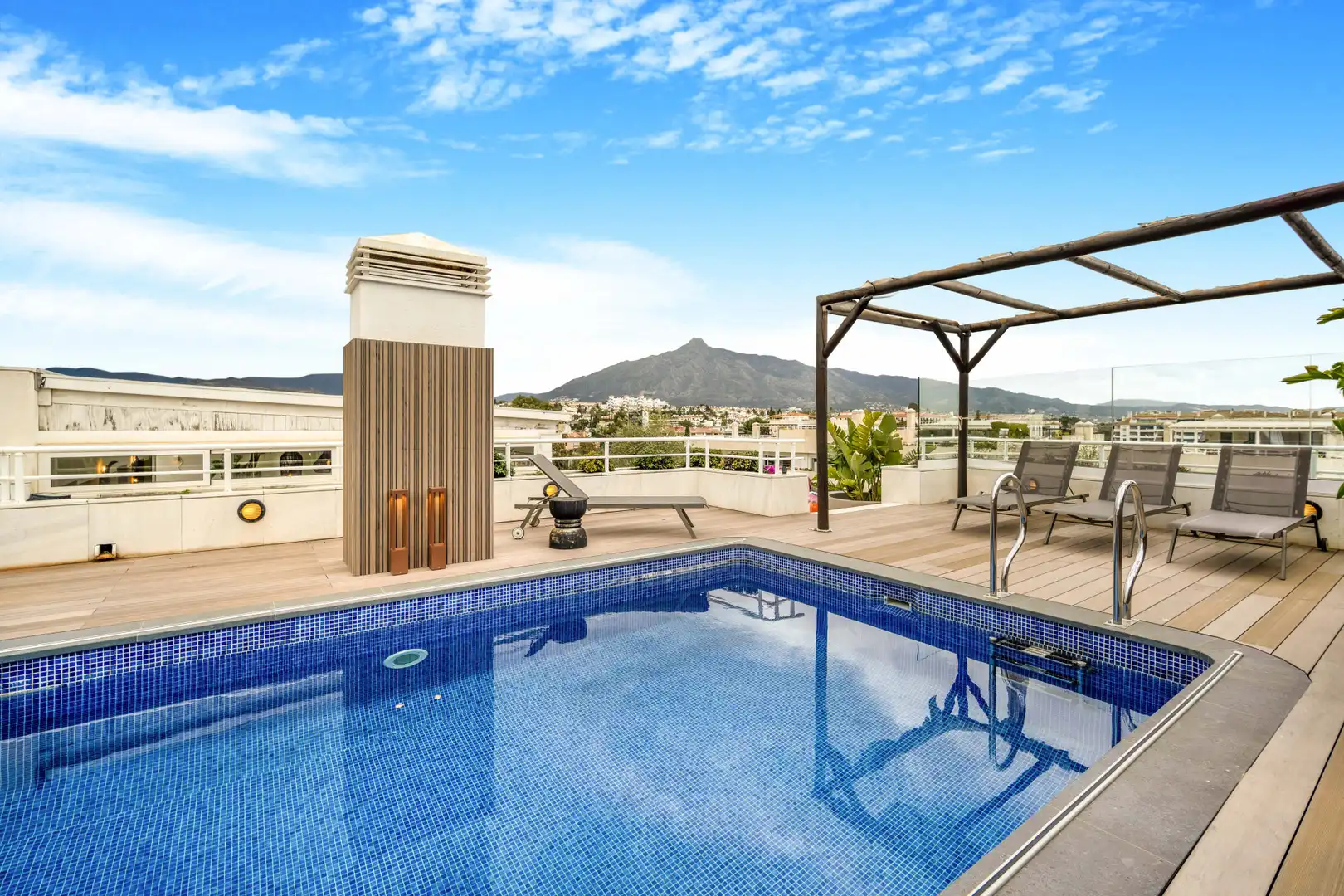 Dachboden zum Verkauf in Puerto Banús