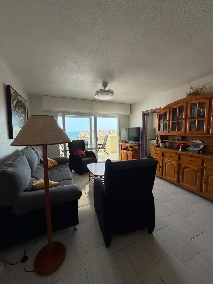 Sala de estar de Piso de alquiler en La Manga del Mar Menor