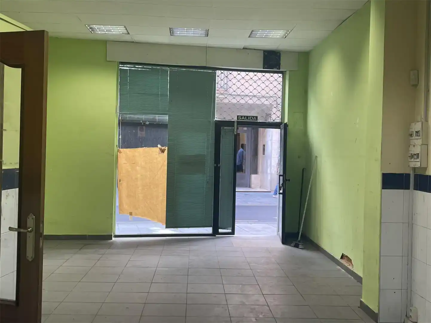 Geschaftsraum zur Miete in Zamora Capital 