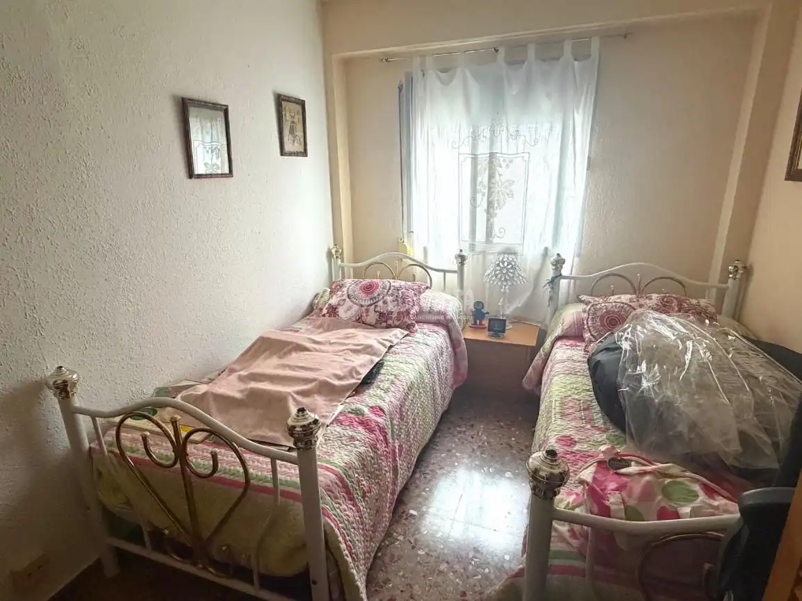 Habitación de Piso en venta en Valencia con Aire acondicionado y Balcón