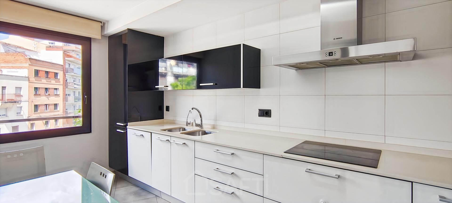 Kitchen of Flat for sale in Manresa  with Air Conditioner, Heating and Terrace