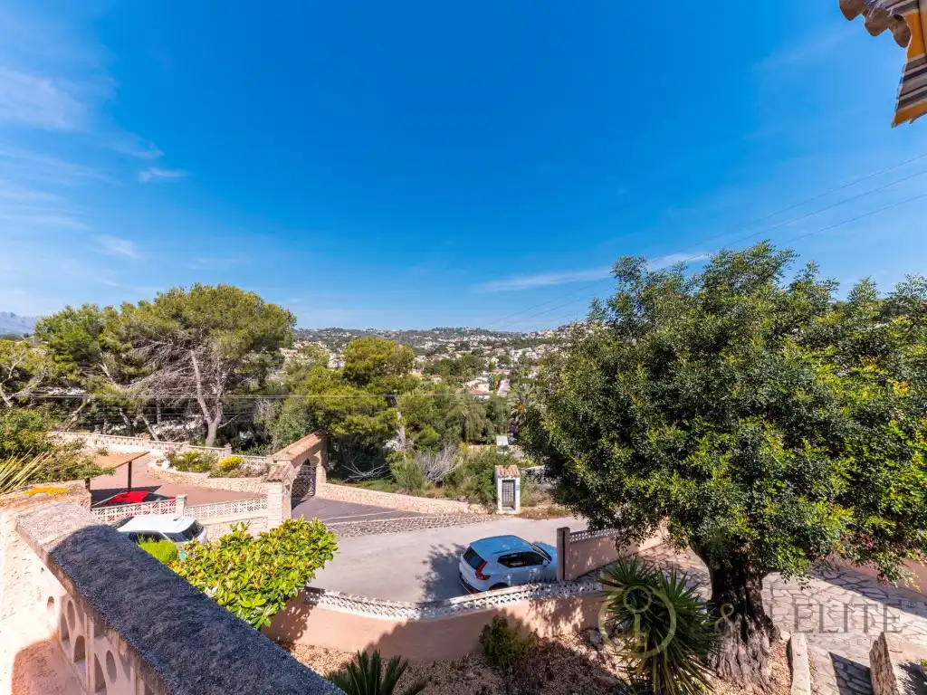 Vista exterior de Casa o xalet en venda en Benissa amb Calefacció, Jardí privat i Piscina