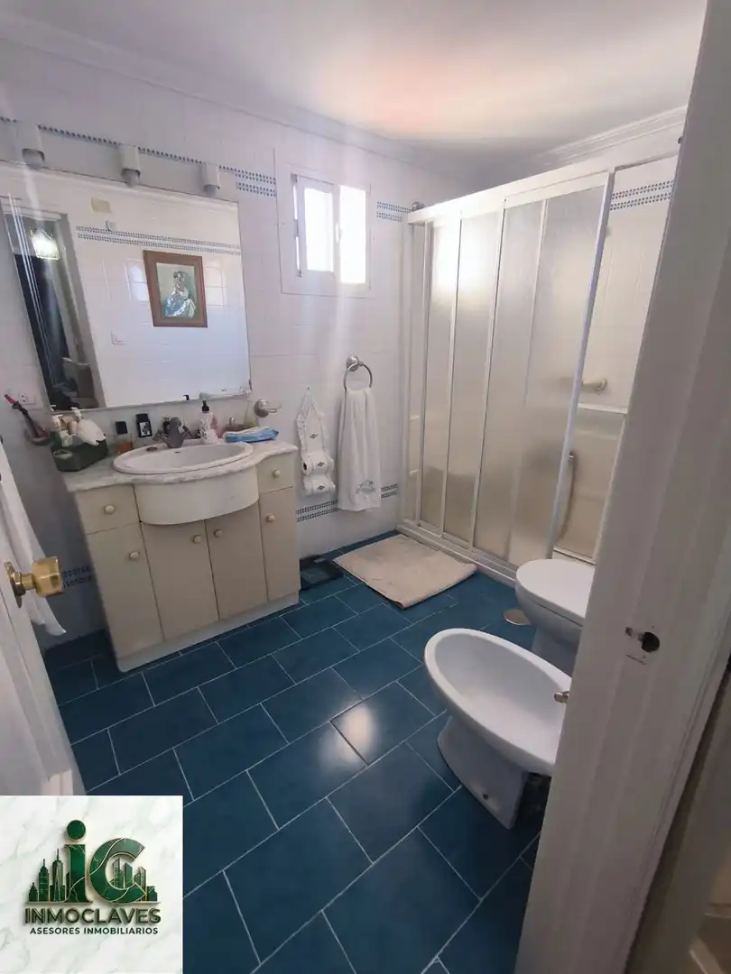 Bathroom of Detached homes for sale in Algeciras  with Terrace and Furnished