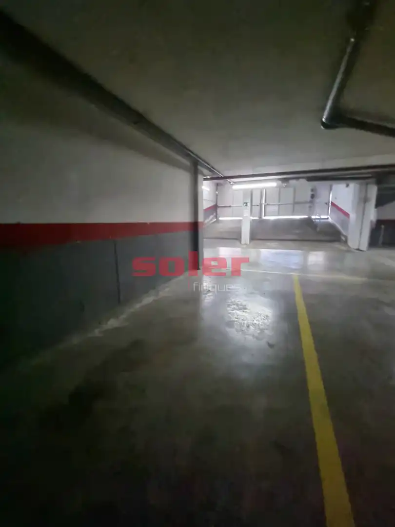 Parkplatz von Garage zum Verkauf in Sant Cugat del Vallès