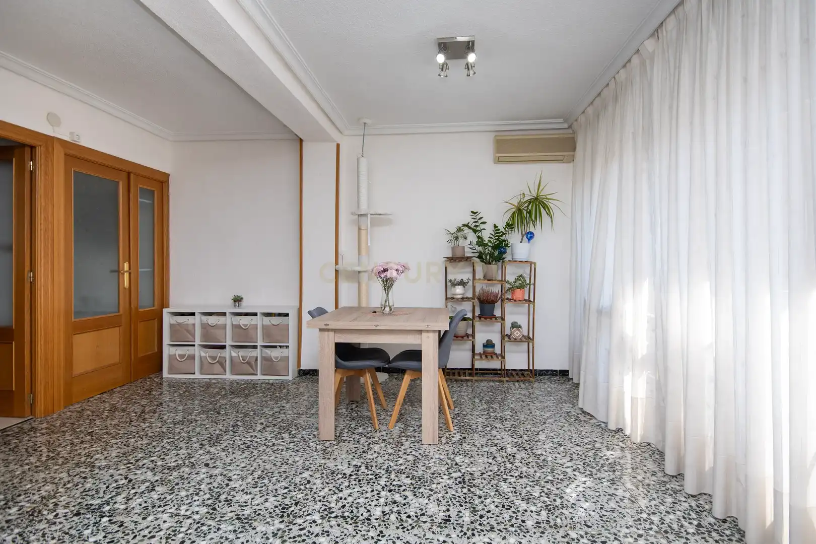 Sala d'estar de Pis en venda en Alicante / Alacant amb Aire condicionat, Forn i Rentadora