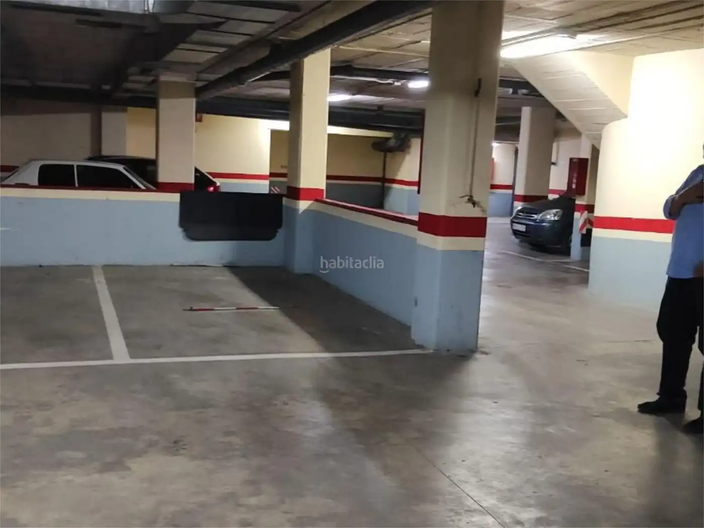 Parkplatz zur Miete in Avenida de Ramón y Cajal 8, imagen 4