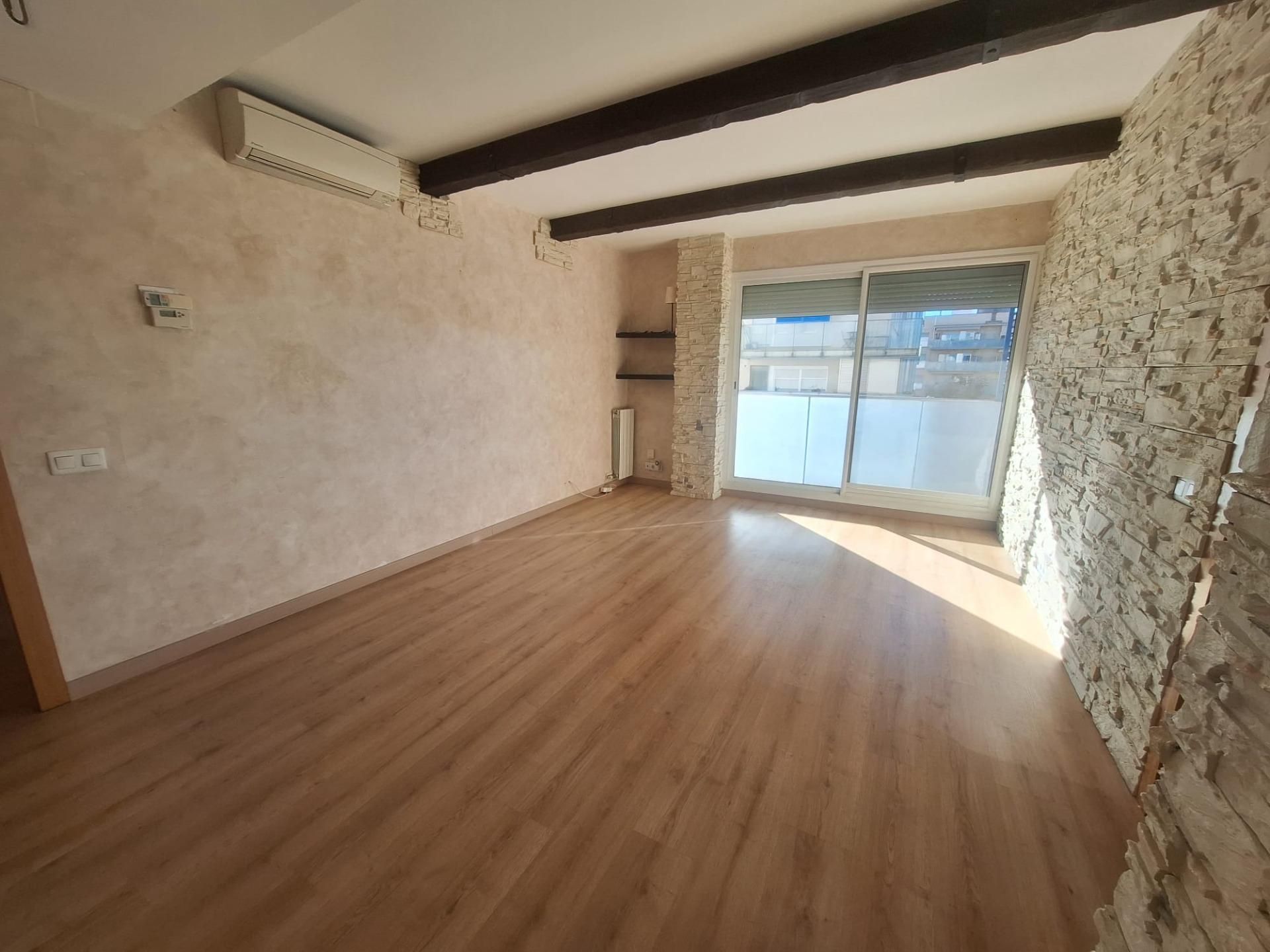Sala de estar de Piso en venta en Sabadell con Aire acondicionado, Calefacción y Parquet