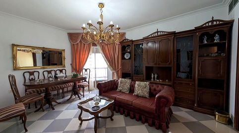 Foto 2 de Piso en venta en Daoiz, Centro ciudad, Linares
